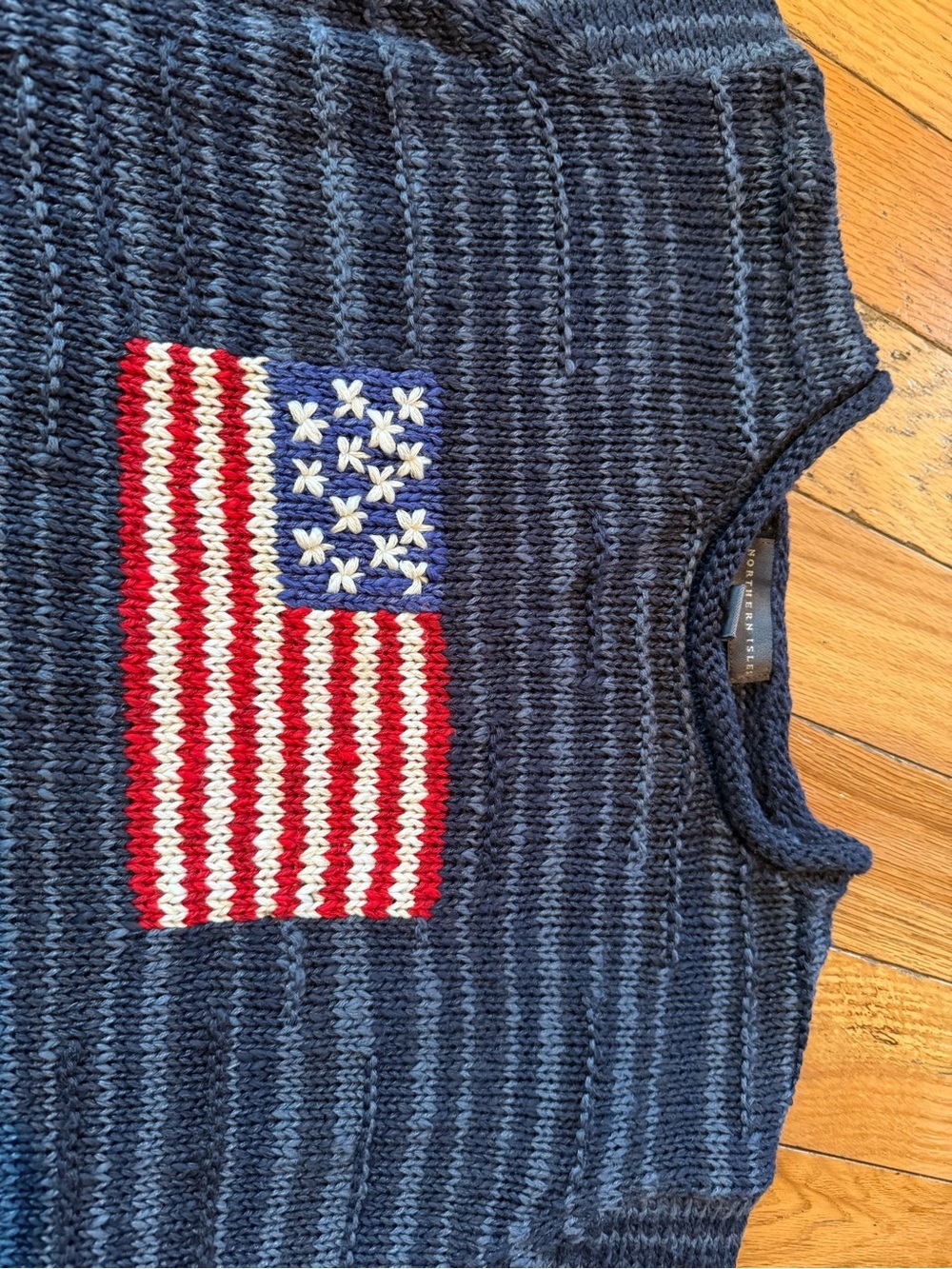 Northern Isles American Flag Crew Neck Sweater Navy Blue Striped Women’s Size XL - Picture 2 of 11
